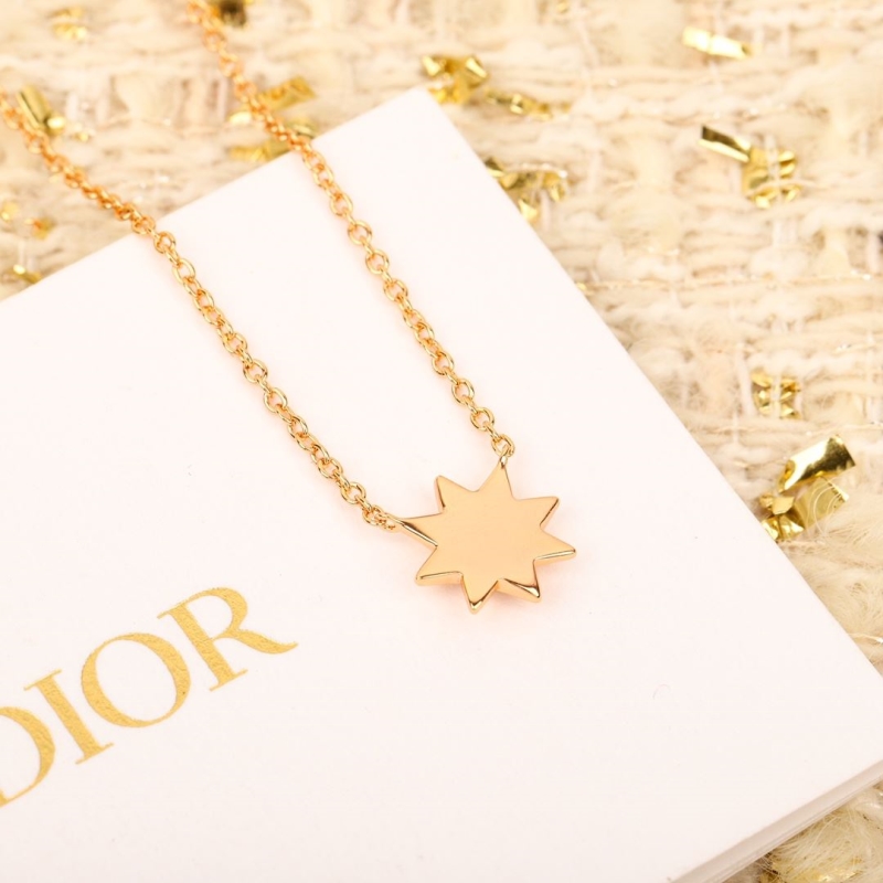 chr1st1an D10r necklaces